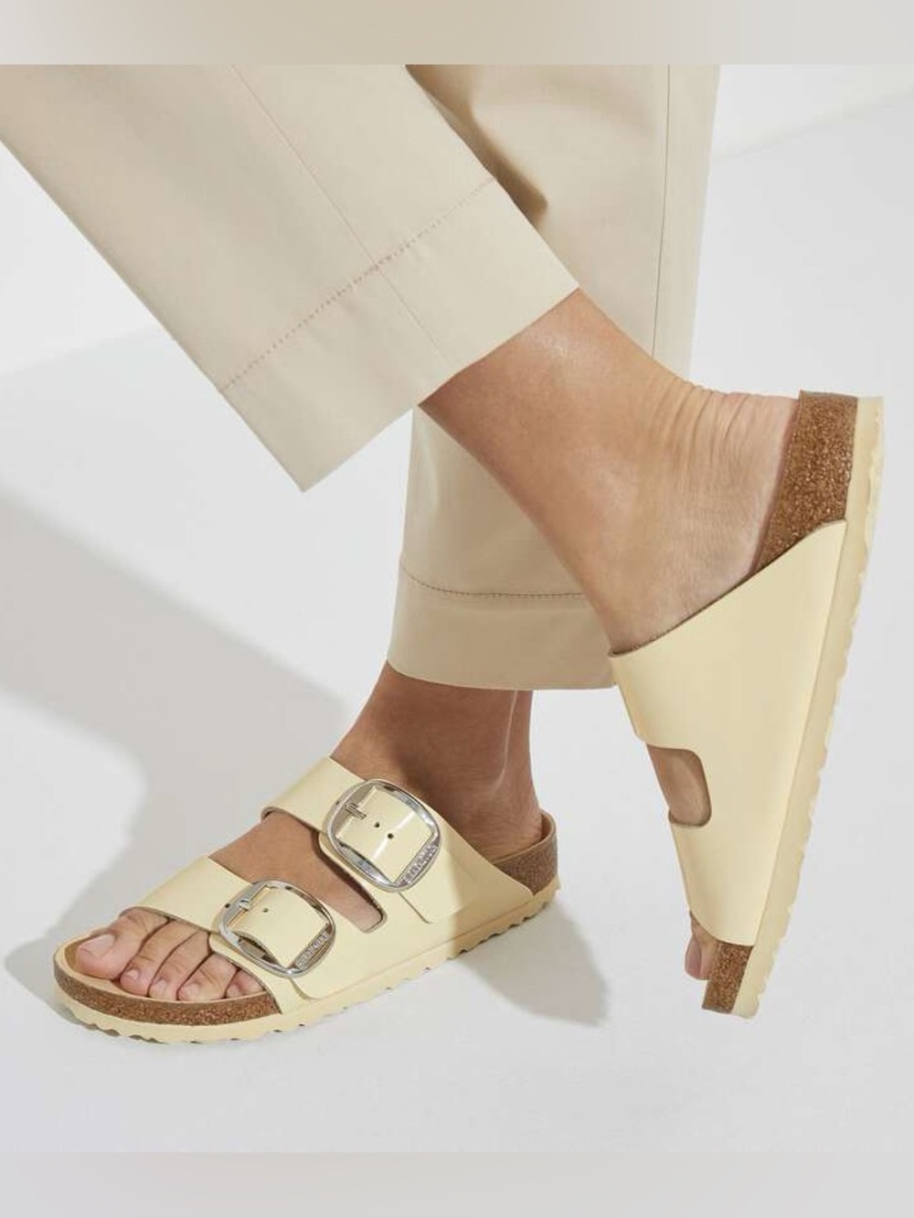 Birkenstock Arizona Big Buckle Sandals High Shine Butter Cream Size 9 (40)